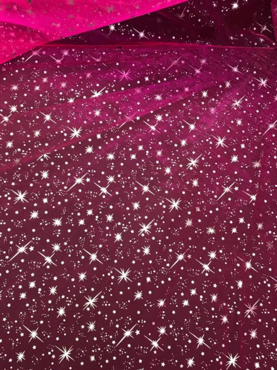 1 Yard Neon Pink Organza with Silver Foil Stars Sheer Polyester Fabric for Costumes, Decor, and Crafts 58/60″ Wide